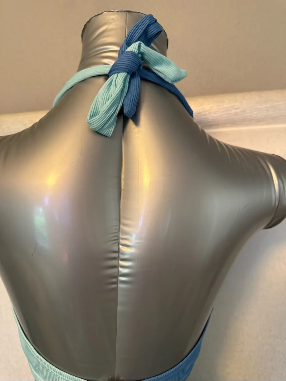 Two-Tone Blue Ribbed Bikini Set
#1 - Picture 7 of 15